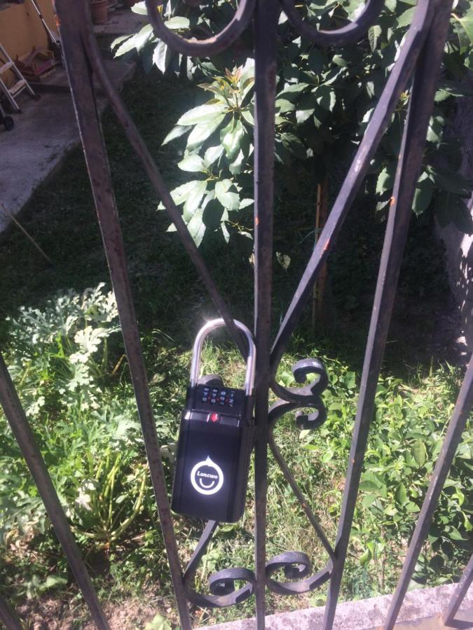 Yellow Submarine Freeparking Petfriendly Rapallo Bagian luar foto